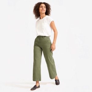 Everlane high rise wide leg crop army green size 2